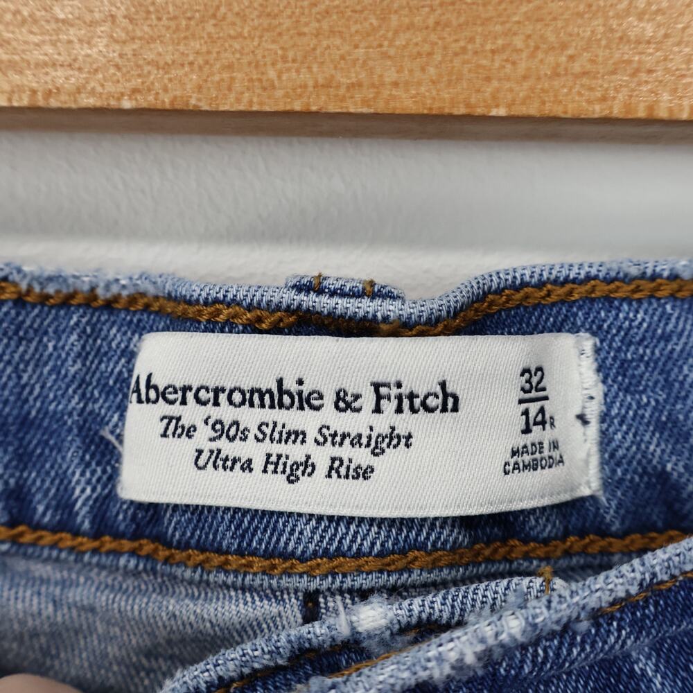 Abercrombie & Fitch The 90's Slim Straight Ultra High Rise Size 32 - Picture 3 of 6